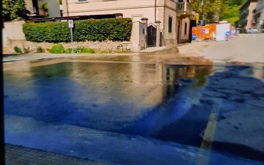 La piscina a cielo aperto a Dicomano