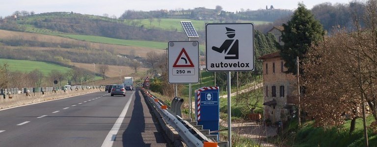 Autovelox. Foto di repertorio