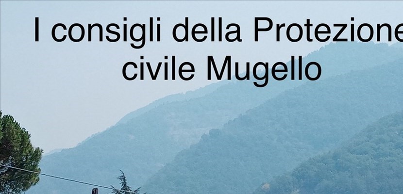 Il fumo si addensa alle pendici delle colline in zona Ronta