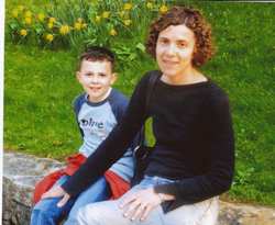 Morì per salvare i figli, medaglia alla memoria