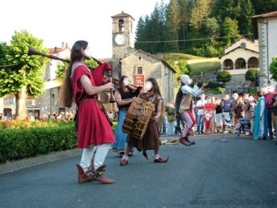 'Gli amori e l'Audaci imprese io canto'. Tornano a Palazzuolo le feste medievali