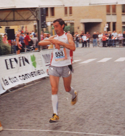 Il keniota Philemon Kipkering vince la 37ª Maratona del Mugello