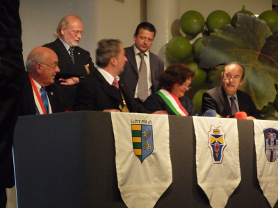 Siglato il gemellaggio tra la cittadina Gross Umstadt (Darmstadt- Germania) ed il Comune di Dicomano.