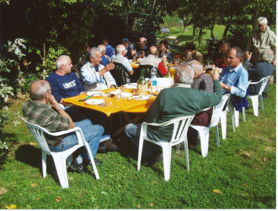 Dipinti in un percorso d'arte alla Coop di VIcchio