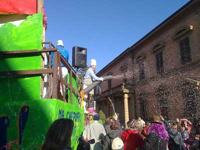 Borgo. Finalmente si sfila; le foto del carnevale
