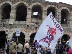 Chievo - Fiorentina 1 - 0. Le foto dei tifosi della trasferta a Verona