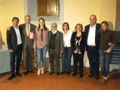 Successo di pubblico a Villa Pecori per aiutare Don Poggiali: le foto della serata