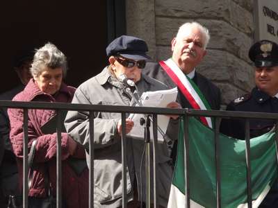 Marradi festeggia il 25 aprile all'Ossario di Crespino. E il professore centenario...