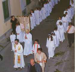 Borgo & la fede. Giovedì la processione del Corpus Domini. Info, tragitto e Storia...