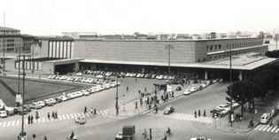 Pendolari. Viaggio (tra furti e atti osceni) nella stazione di Firenze...
