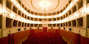 Borgo: su il sipario al Teatro Giotto