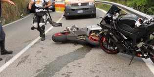 Incidente mortale sul 'Muraglione'. Centauro cade in curva