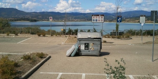 Abbandono rifiuti. 5 trasgressori 'beccati' a Barberino