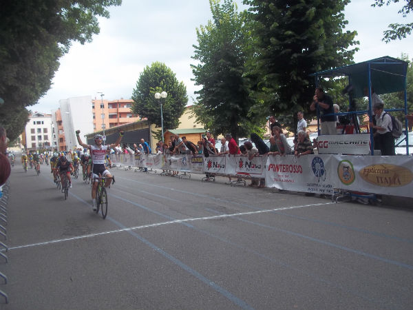 Mugello in bici. Cronaca, classifica e foto del trofeo Giovannini...