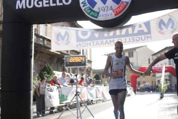 A Hicham Boufars la Maratona del Mugello. Info e foto...