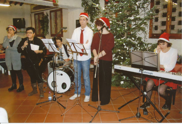 Figliano. Una bella serata in compagnia di cento persone!