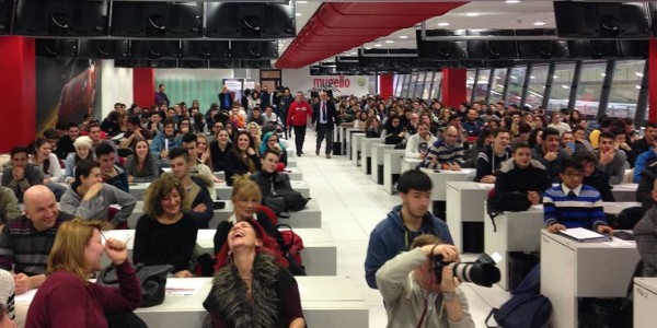 300 studenti all'evento Bevi con la testa al Mugello Circuit