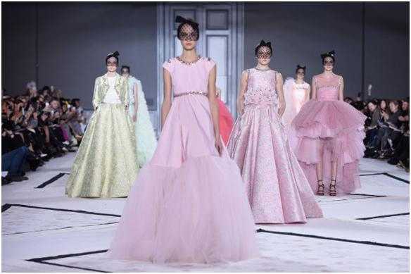 Paris Fashion Week: va in scena l’Haute Couture. La moda su OK!Mugello