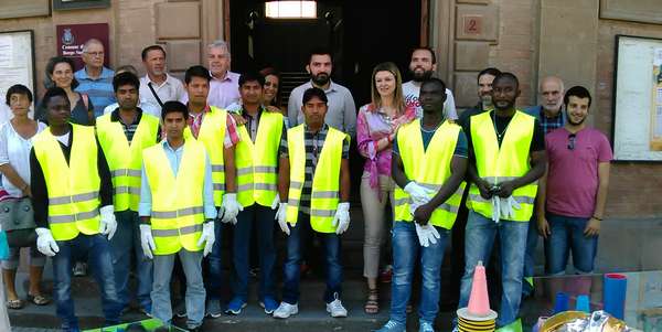 Migranti & Volontari. Firmato il protocollo (e iniziato il lavoro). Le foto