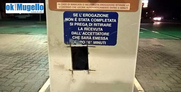 Furto con flessibile al distributore di Barberino