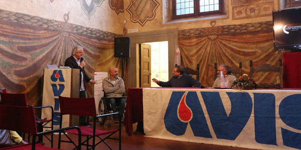 Calendario Solidale. Foto e cronaca della presentazione, con le stelle