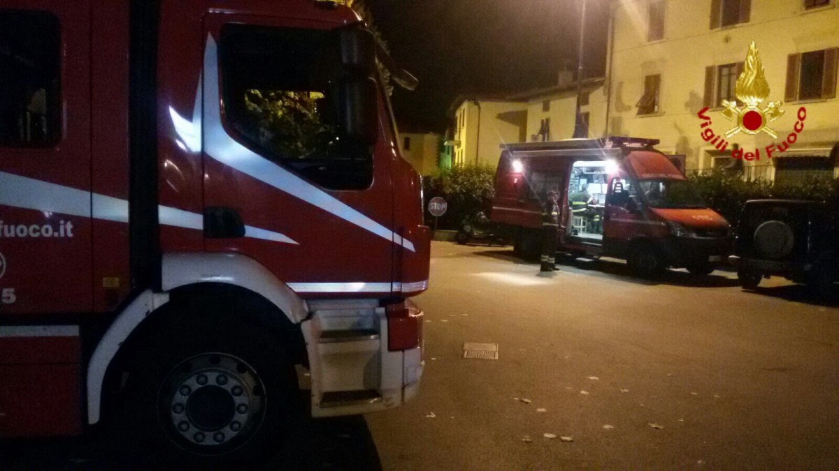 Tegole in casa come proiettili. Tanta paura lunedì sera a Dicomano