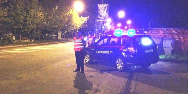 Rubano gasolio dai pullman. Arrestati 30enni mugellani