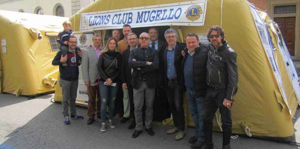 Medici in piazza con il Lions. Cronaca e foto di un successo