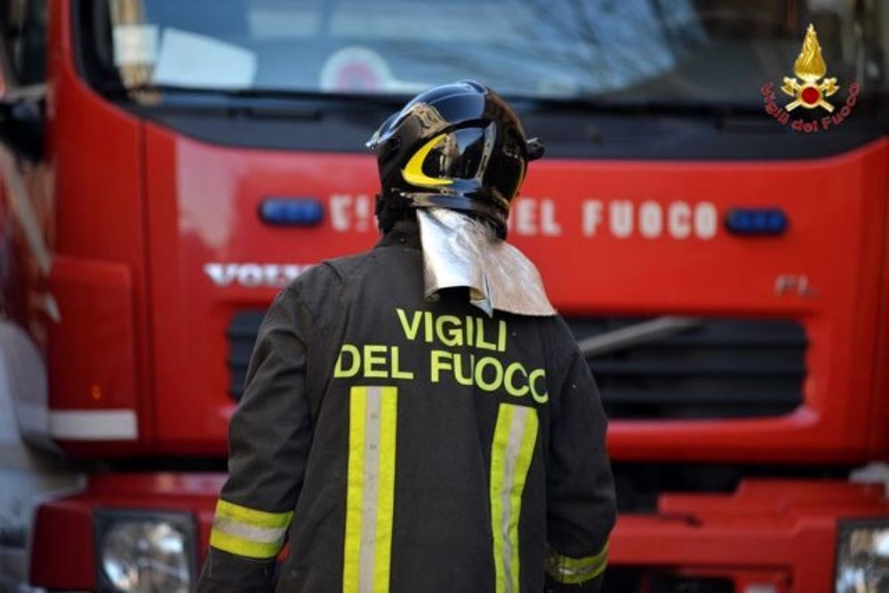 A Borgo è arrivata Francesca, prima donna pompiere in servizio stabile