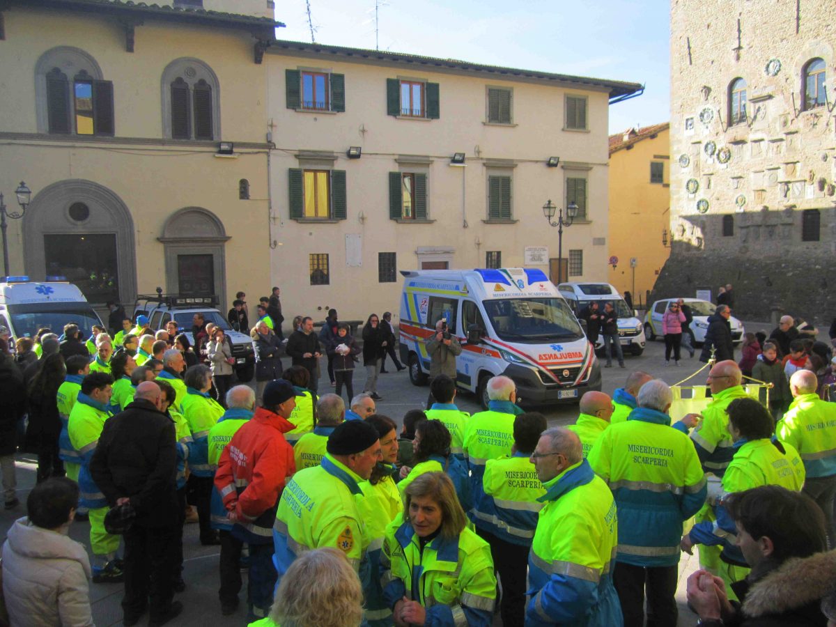 Misericordia. Festa a Grezzano e nuovi mezzi di soccorso a Scarperia