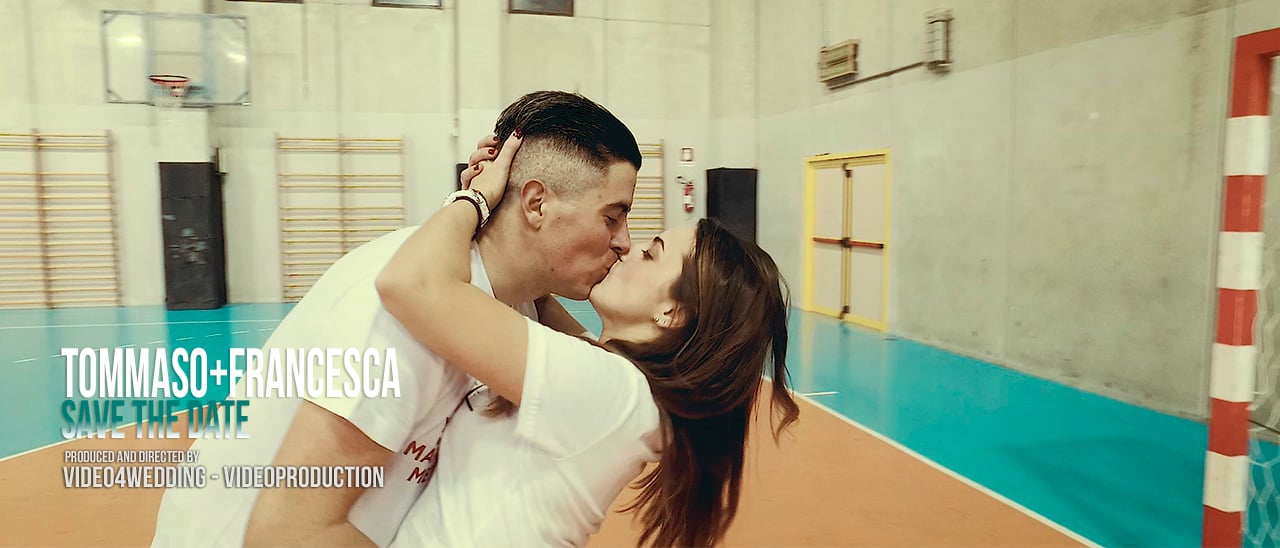 Tommaso e Francesca annunciano il loro matrimonio con il Marryoke