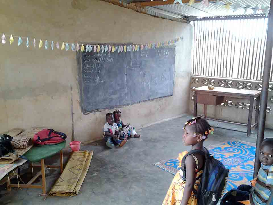ASSOMISBambini-scuola-BurkinaFaso-Cava-di-Pissy