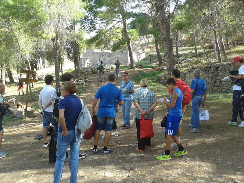 Mattinata ecologica a Scarperia, organizza la Misericordia: volontari a pulire il paese