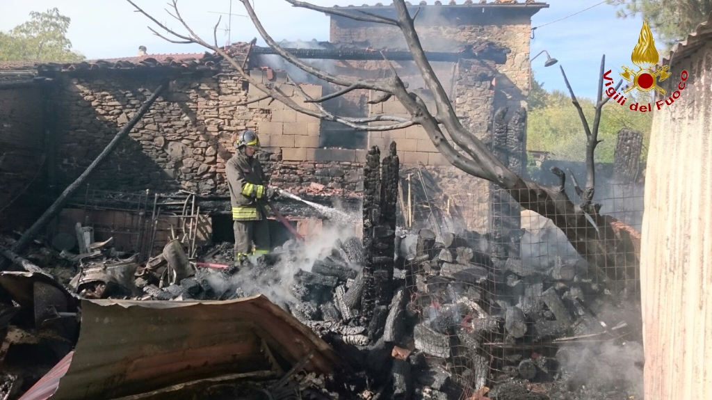 incendio san clemente scarperia 5