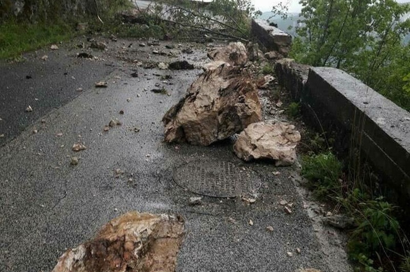 Vaglia. Riaperta via di Pescina, interessata da una frana nella notte