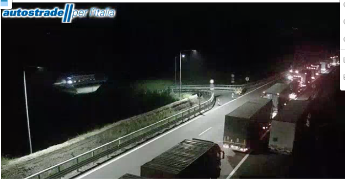 Grave incidente in A1. Traffico bloccato tra Aglio e Barberino