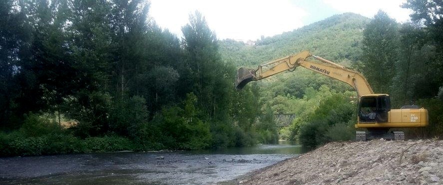 Sieve. Bonifica e taglio nell'area di pesca sportiva: Ma era necessario