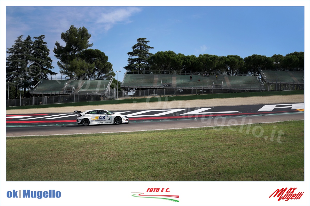 Max Mugelli. Ottimo secondo posto a Imola, nel Tcr Italy