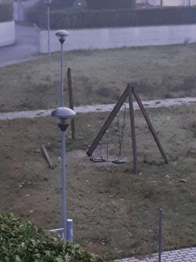 Borgo. Danneggiati i giardini di Via Monsignor Vigiani