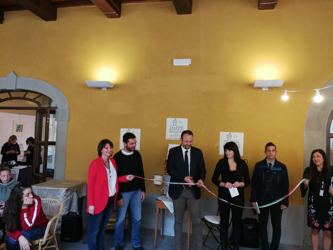 Inaugurato l'Ingorgo Letteraio a Villa Pecori Giraldi, con Saverio Tommasi