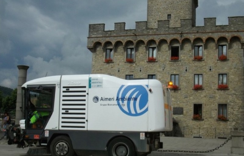 Firenzuola. Riprende lo spazzamento delle strade. Calendario