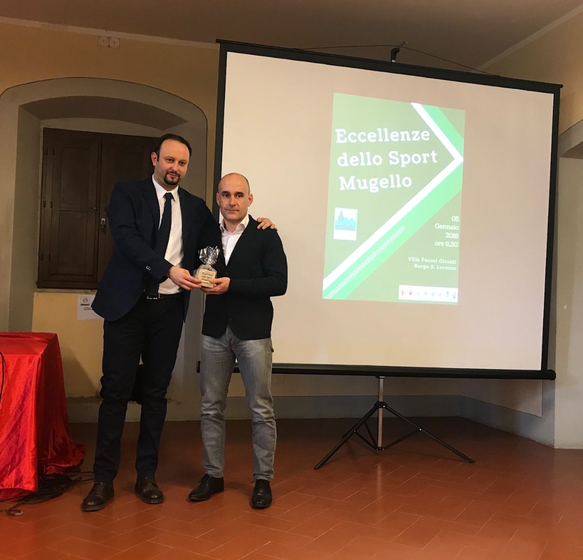 Max Mugelli riceve con piacere e orgoglio due prestigiosi riconoscimenti