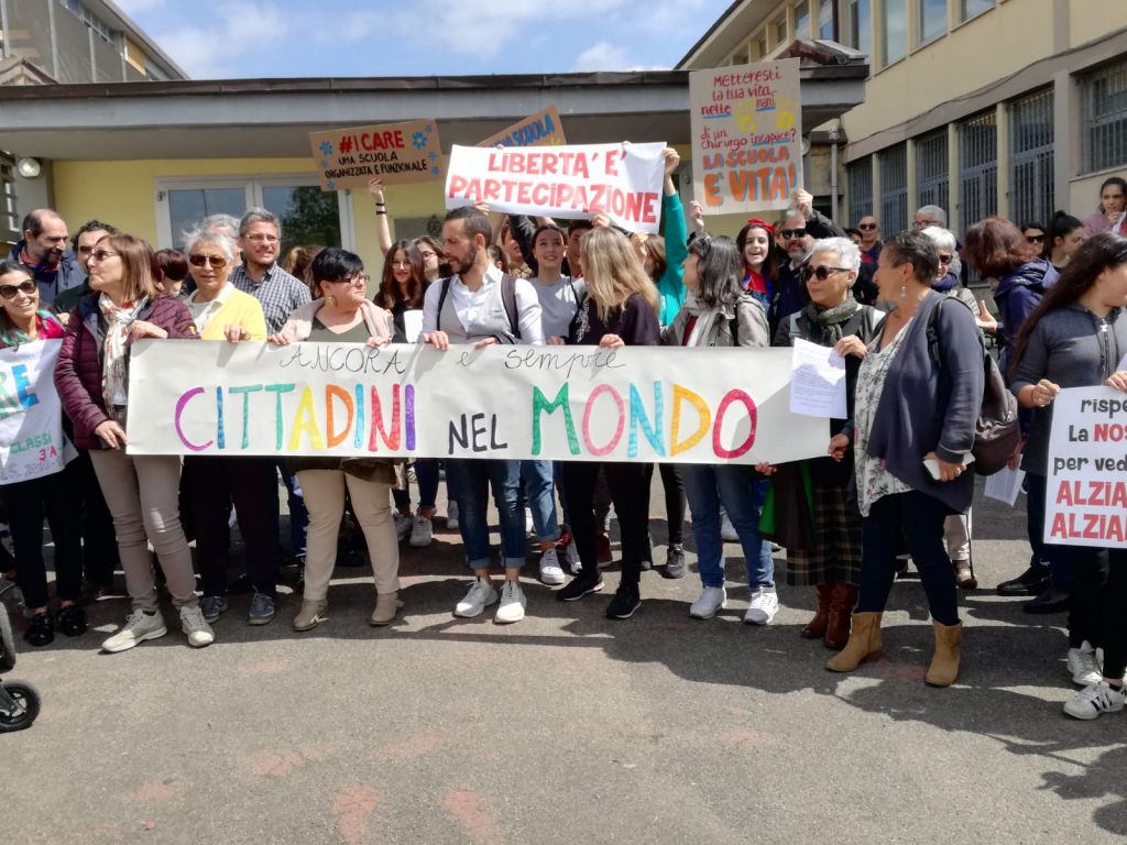 Sciopero a scuola a Borgo. Un gruppo di genitori risponde ai docenti contrari