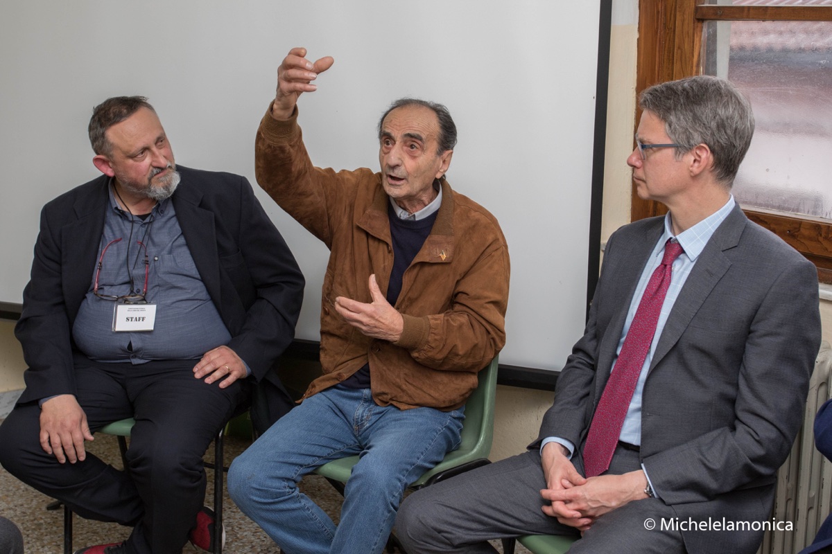 Museo-della-guerra-console-americano6-4 May 2019