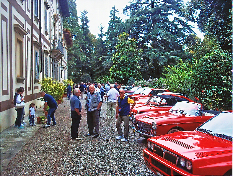 Domenica in Mugello raduno nazionale auto d'epoca