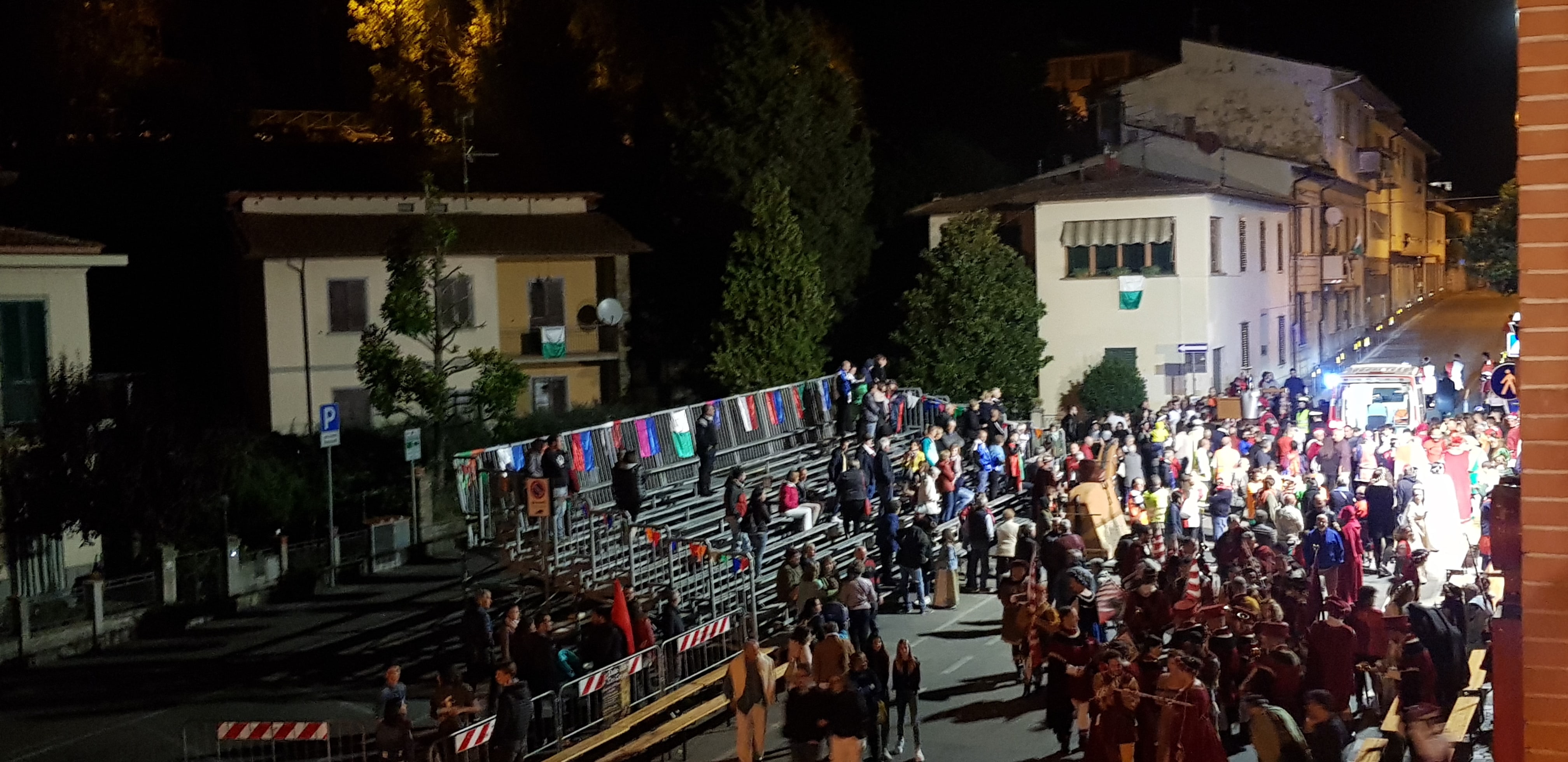 Rignano. Incidente al Palio delle Tre Corone: Cade donna dal cavallo, annullato il gioco.