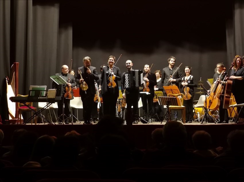 Concerto etno-sinfonico della Camerata de' Bardi al Teatro Giotto di Borgo San Lorenzo