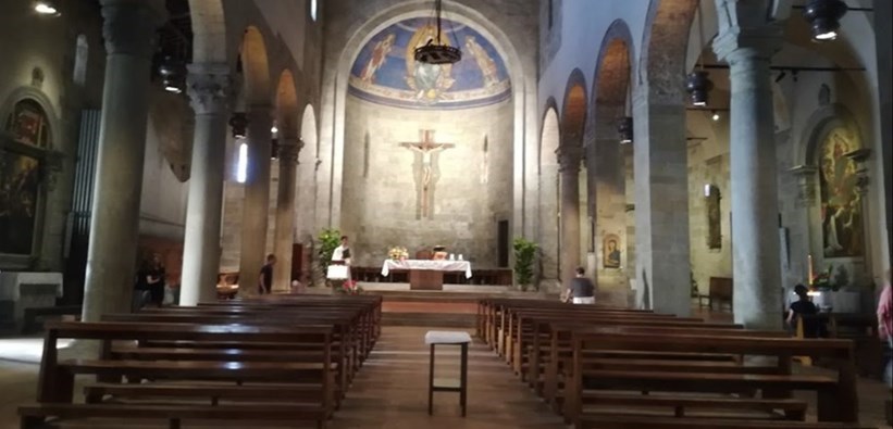 Interno della Pieve di San Lorenzo