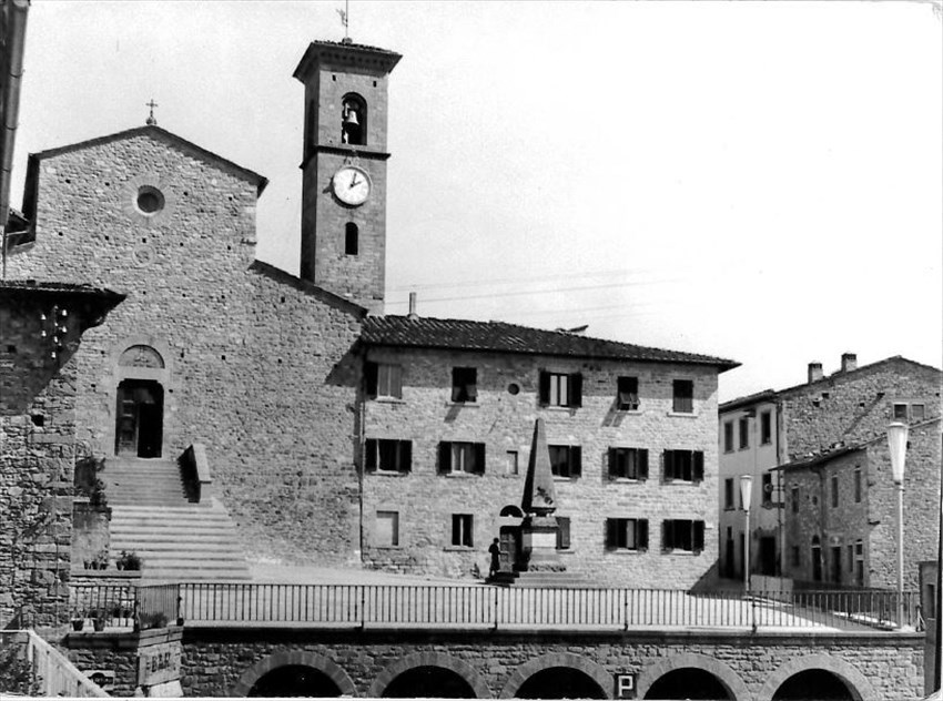 La_Basilica_e_la_sua_piazza