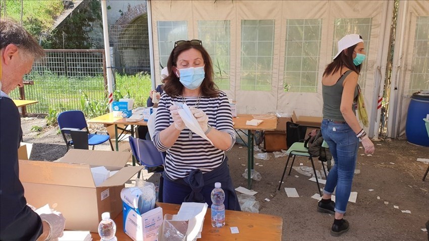 la vicesindaca Cristina Giachi all'imbustamento